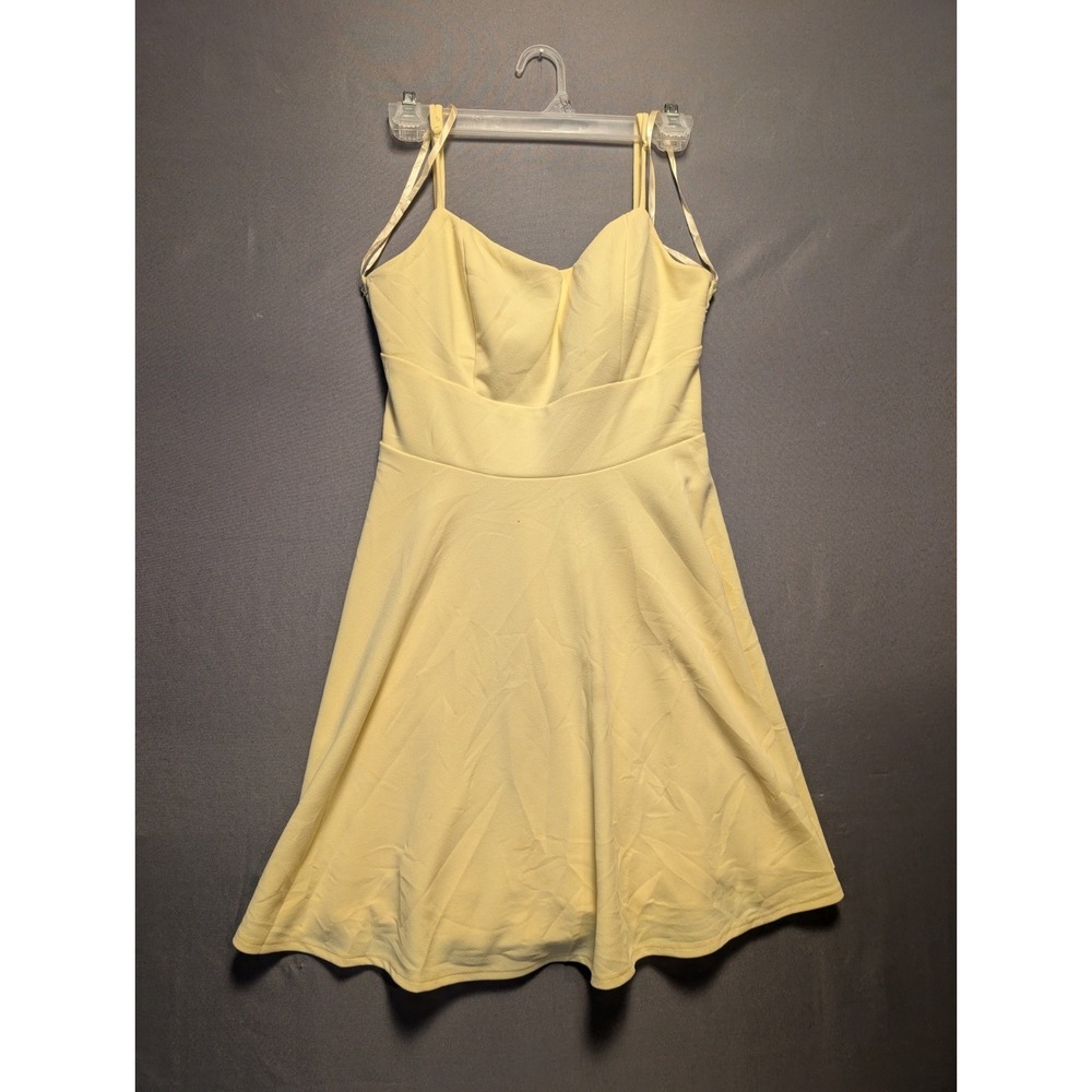City Triangles Mini Dress Women 10 Yellow Lace Back Garden Party Cocktail Summer